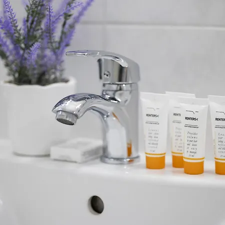 Vintage Sengera Cichego With 3 Bedrooms By Renters *