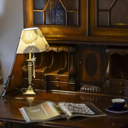 Vintage Sengera Cichego With 3 Bedrooms By Renters