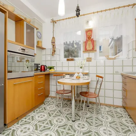 Vintage Sengera Cichego With 3 Bedrooms By Renters Appartement *