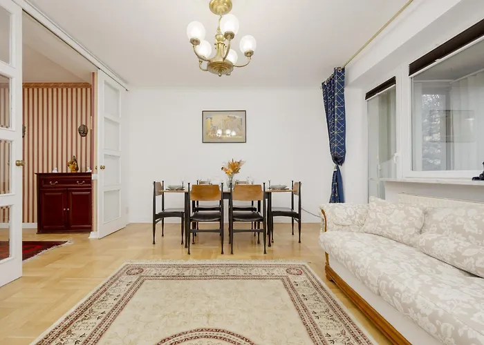 Vintage Sengera Cichego With 3 Bedrooms By Renters Lägenhet Warszawa