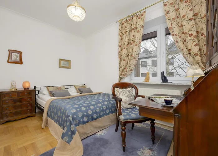 Vintage Sengera Cichego With 3 Bedrooms By Renters *