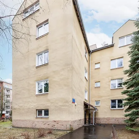דירה Vintage Sengera Cichego With 3 Bedrooms By Renters ורשה
