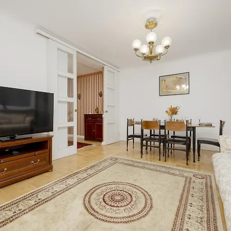 Vintage Sengera Cichego With 3 Bedrooms By Renters *