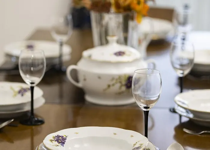 Vintage Sengera Cichego With 3 Bedrooms By Renters 아파트 *